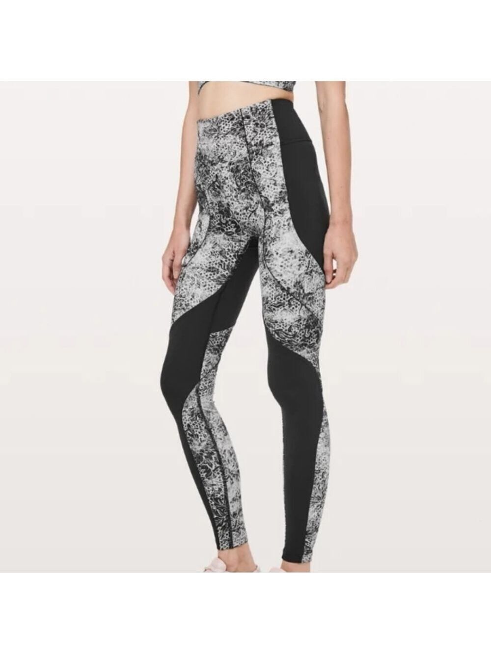 Lululemon Sweat & Repeat Tight 28" Yoga Pants, Size 8